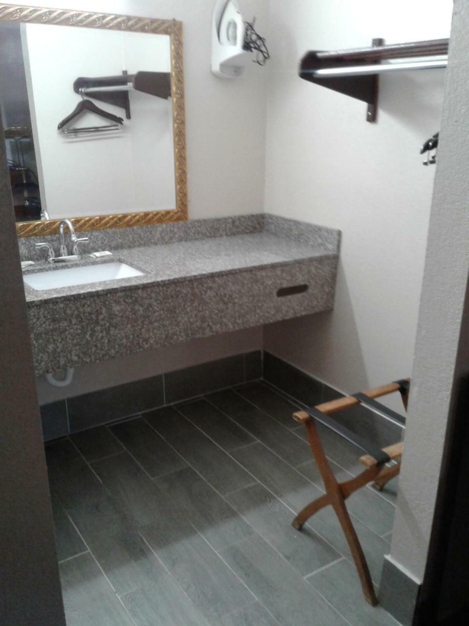 Budget Inn Anderson Εξωτερικό φωτογραφία